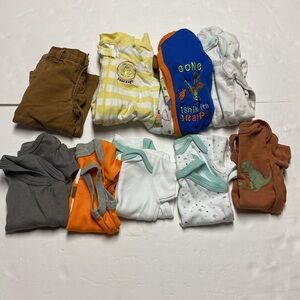 9 Items Baby boy Clothing Bundle 3-6 M 5Short Sleeve Onesies 1 pant 3 Sleepers